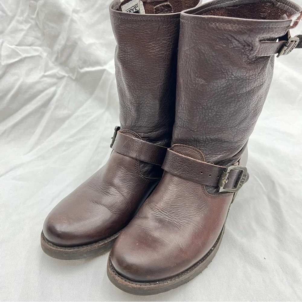 Frye harness buckle strap brown leather mid calf boots moto riding motorcycle 7B - Picture 4 of 16